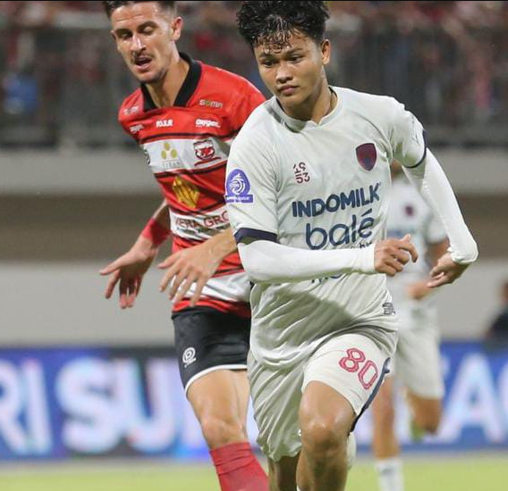 Persita Tangerang Pecah Telur