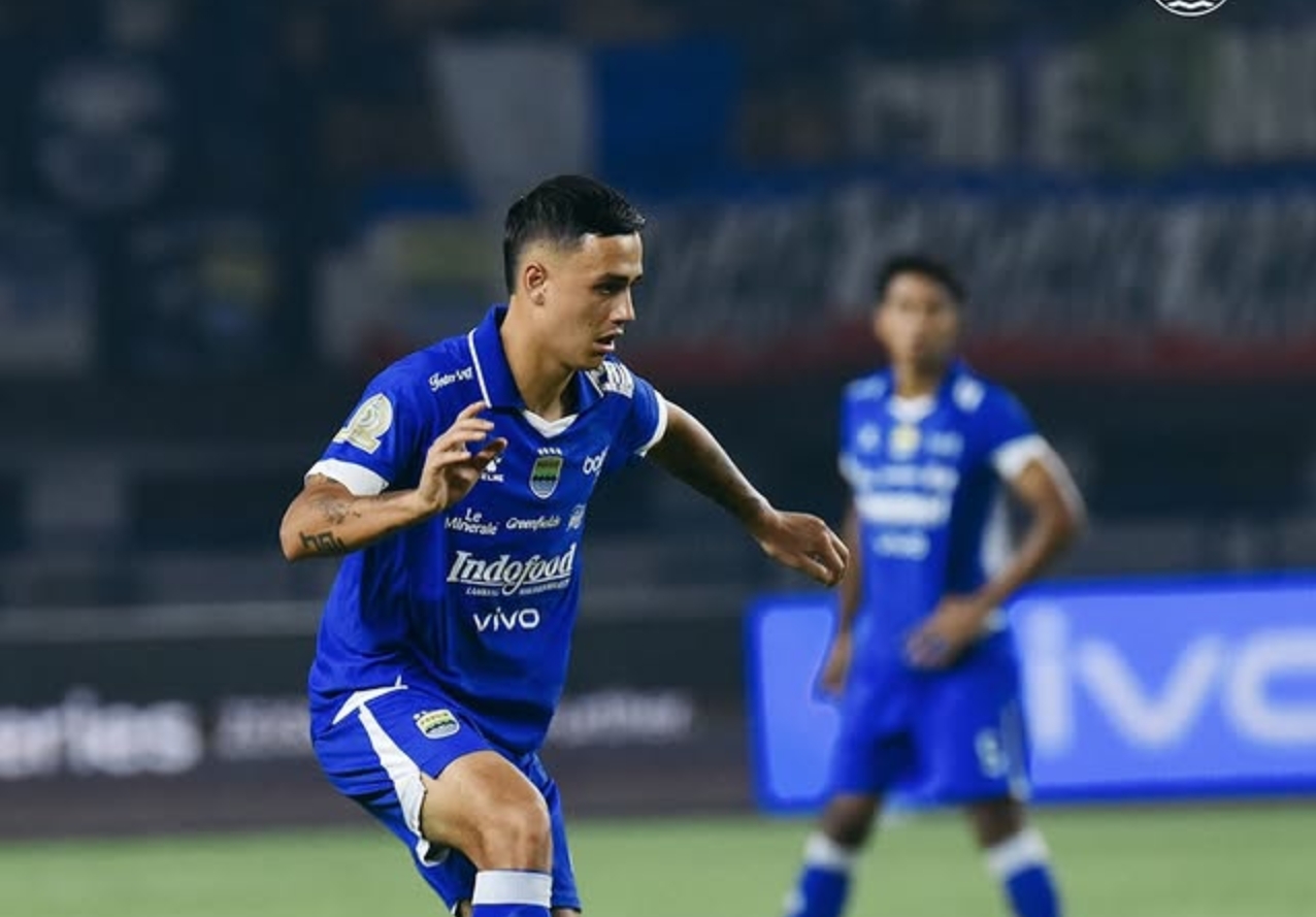 Persib Bandung Menang Atas Bhayangkara Presisi 2-0